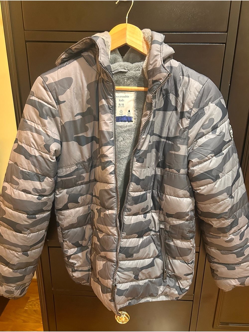 Abercrombie & Fitch Kids Grey Camo Hooded Puffer Jacket